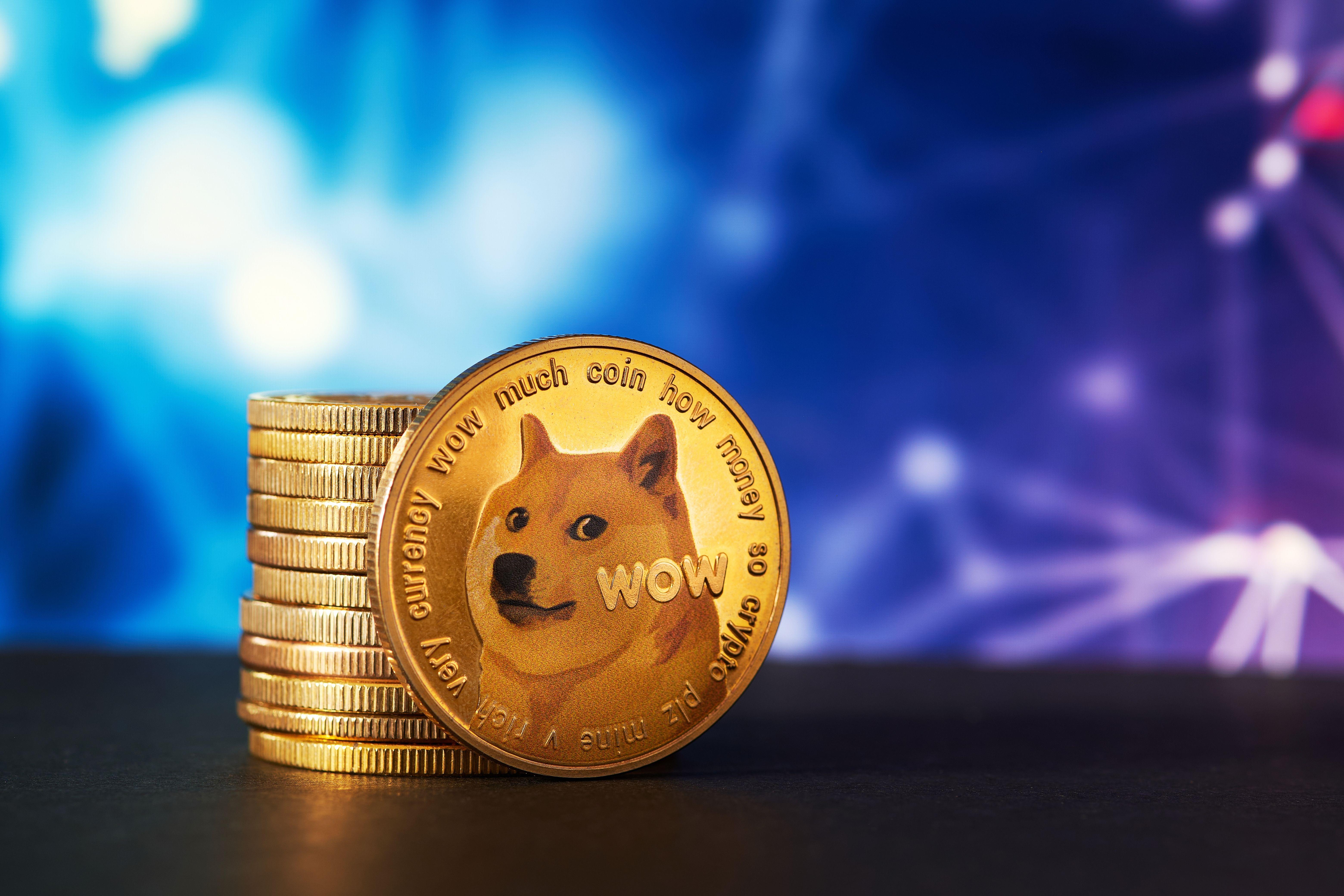 DOGE 持有关键支撑位——分析师瞄准抛物线阶段和 1 美元目标